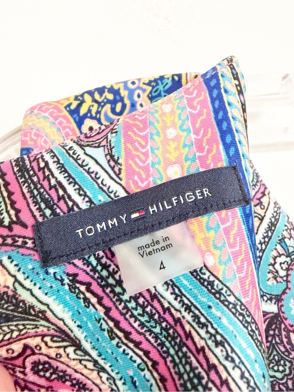 Tommy Hilfiger Pink Blue Paisley Sleeveless Stretch Sheath Dress - Size 4 - Picture 4 of 6